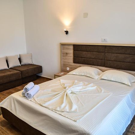Casa Sinani Hotell Ulcinj Exteriör bild