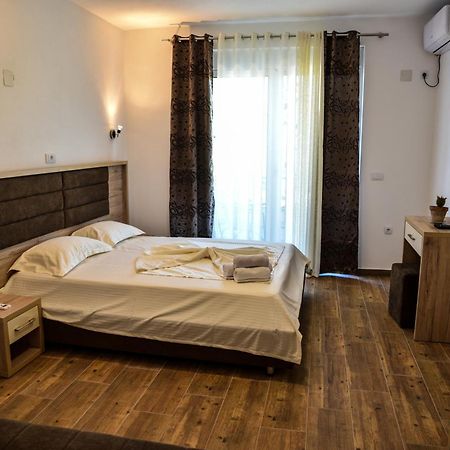 Casa Sinani Hotell Ulcinj Exteriör bild