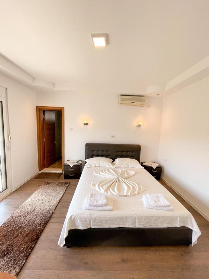 Casa Sinani Hotell Ulcinj Exteriör bild