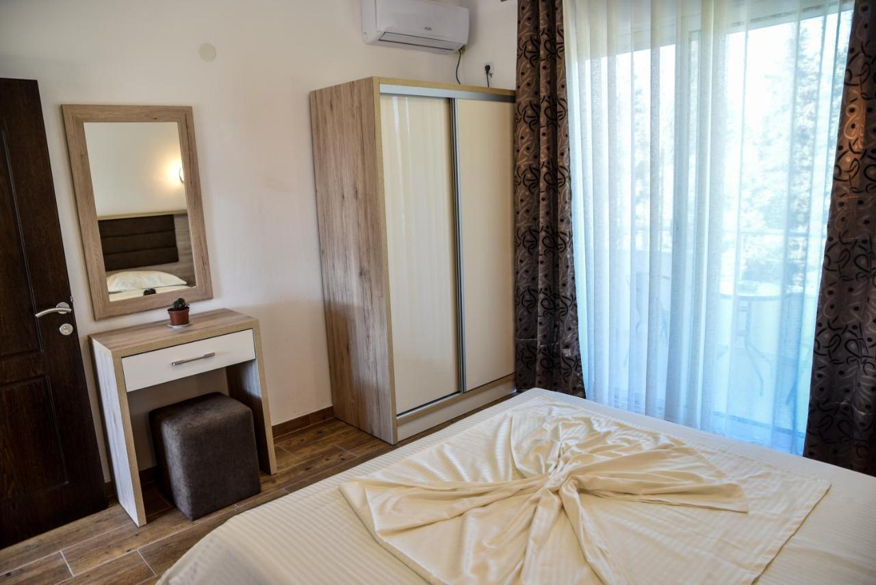 Casa Sinani Hotell Ulcinj Exteriör bild