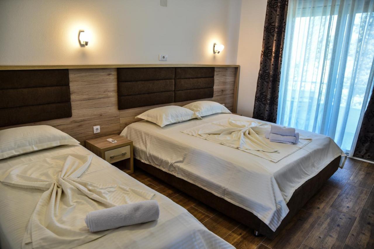 Casa Sinani Hotell Ulcinj Exteriör bild