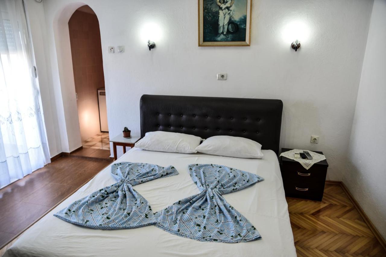 Casa Sinani Hotell Ulcinj Exteriör bild